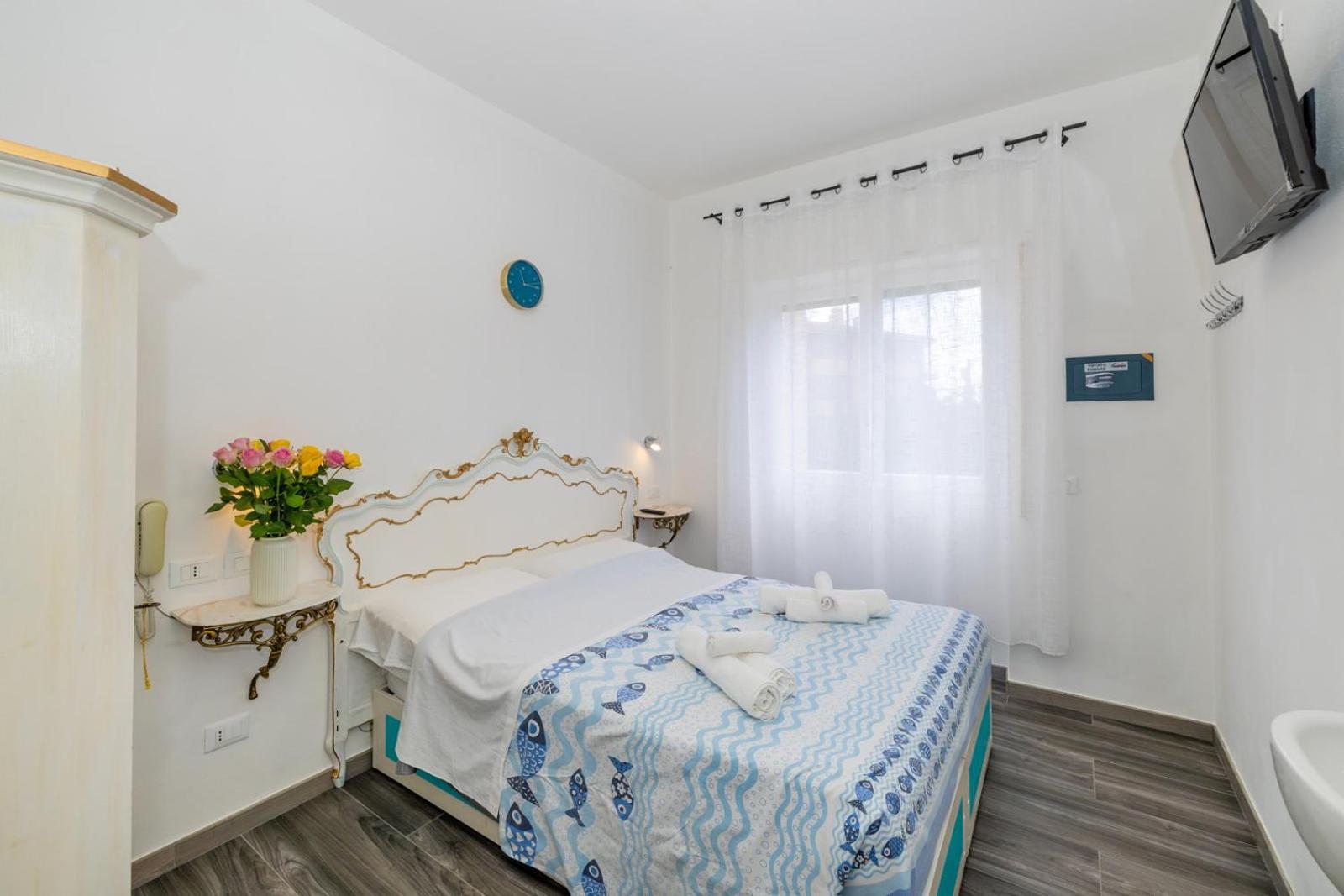 B&B Oasi Finale Ligure Εξωτερικό φωτογραφία